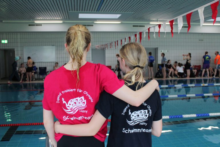 Mehr über den Artikel erfahren Bezirksentscheid Jugend trainiert für Olympia Schwimmen