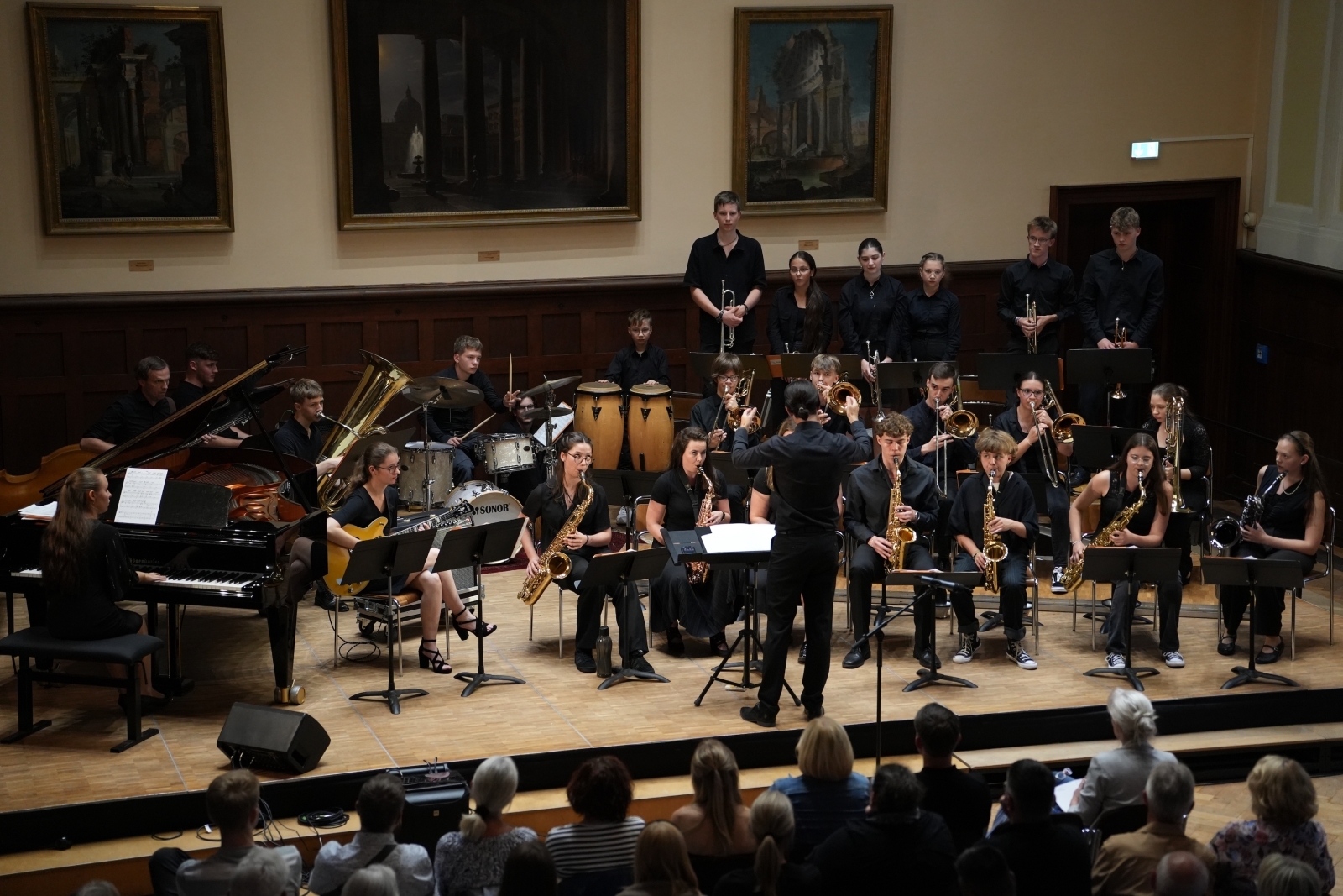 Du betrachtest gerade Jazz im Doppelpack – Gemeinsames Konzert der Hölty-Bigband und Celler Jugendbigband Tonspur