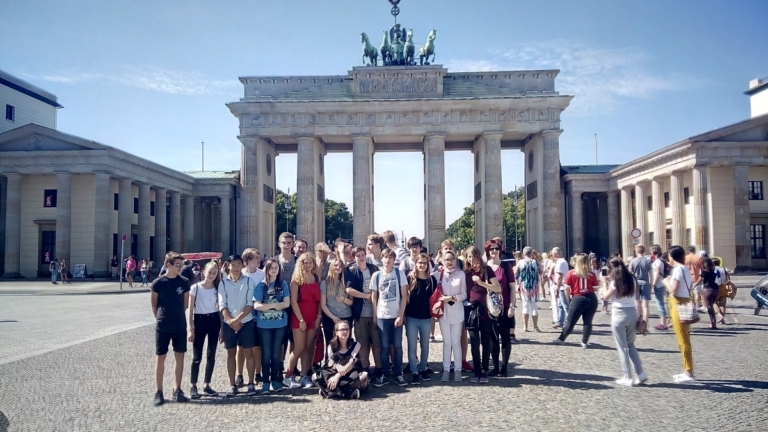 Read more about the article Klassenfahrt der 10a – Berlin, wir kommen!