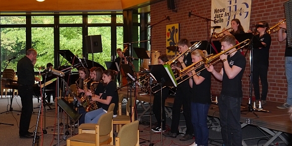 Read more about the article 14. Jugendjazztag mit Hölty-Bigband