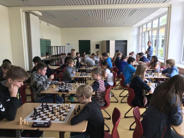 Read more about the article Schulmeisterschaft im Schach