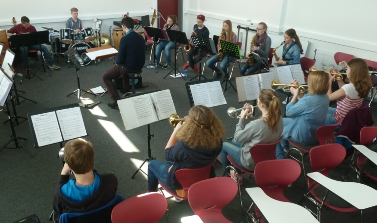 Read more about the article Workshop der Hölty-Bigband